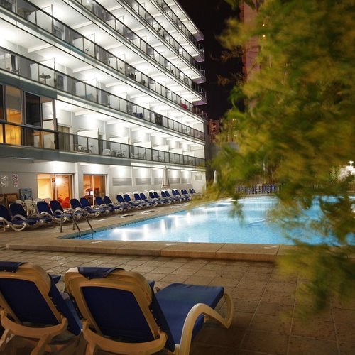Swimming pool Perla Hotel Benidorm